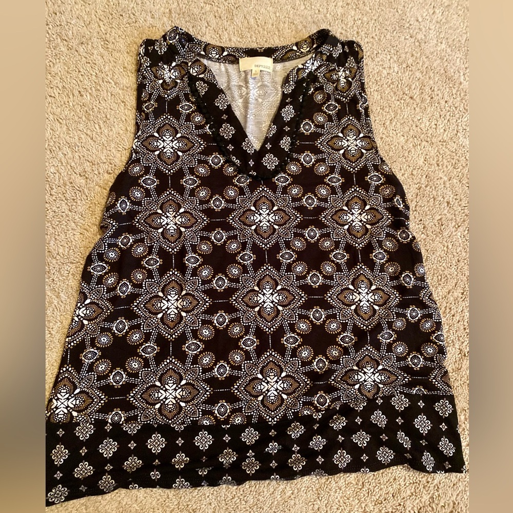Pattern Tank
